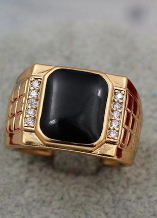 Печатка xuping jewelry  квадратная черная с двух сторон белые фианиты р 24 золотистая