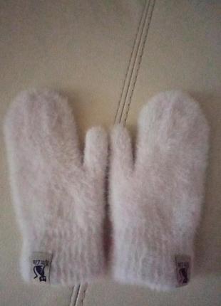 Зимові рукавички