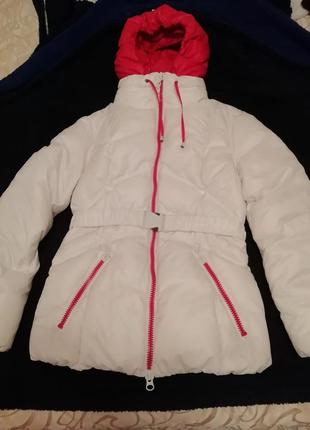 Зимова куртка на розмір 48-50