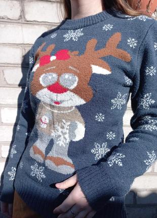 Свитер с принтом, новогодний свитер