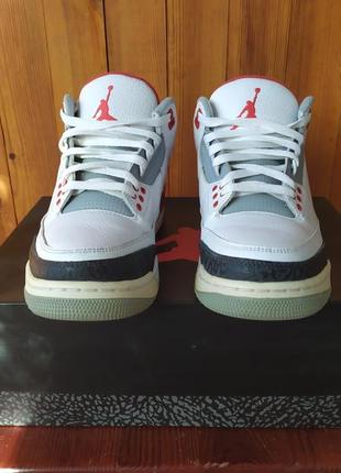 Кросівки,кроссовки nike air jordan 3 fire red 2013