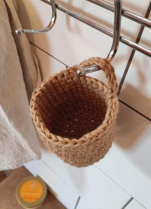 Подвесная корзина из джута ручной работы. плетёная корзина .