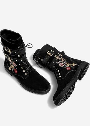 Кожаные замшевые ботинки на грубой подошве stradivarius