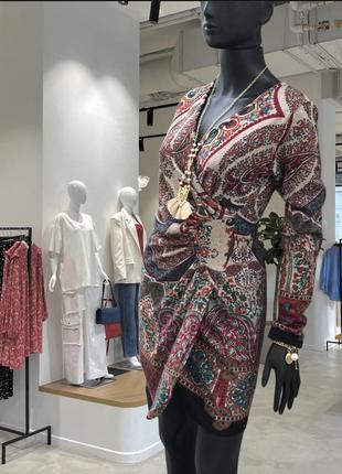 Шикарное тёплое платье-туника с восточным рисунком