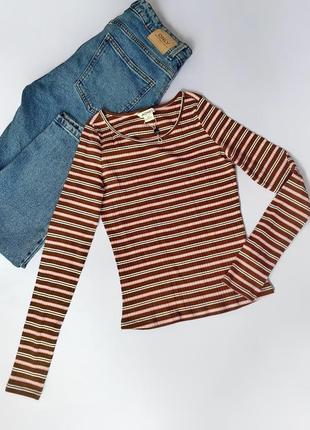 Женская кофточка monki. женский гольф. женская классическая одежда. классический женский гольф.