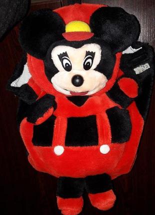 Эксклюзивный ,неординарный рюкзачок мики маус с мягкой набивной игрушкой