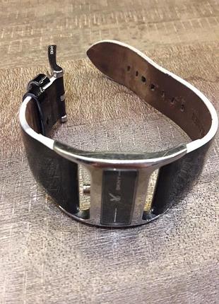 Часы наручные