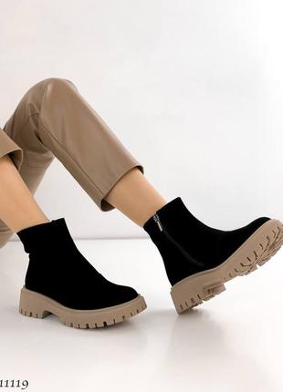 Зимові черевикі =vanessa=
колір: black, натуральна замша5 фото