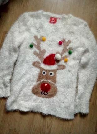Пухнастий новорічний светр з оленем джемпер1 фото