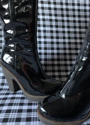 Чорні чоботи,демісезоні чоботи,лакові сапоги,лакові чорні сапоги,шкіряні сапоги3 фото