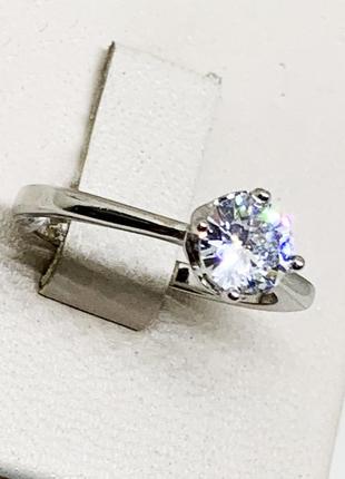 Кольцо серебряное с кубическим цирконием 18 2 г