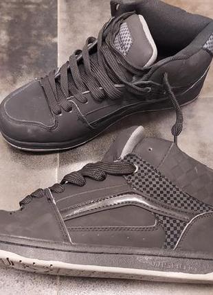Кроссовки  wshot 40-41 р