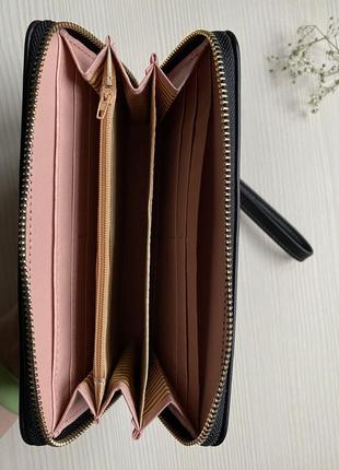 Жіночий гаманець портмоне екошкіра чорний із ремінцем на зап'ястку2 фото