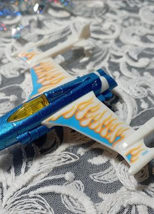 Самолёт mattel 2012
