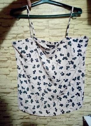 Нежно-розовая майка нарядная