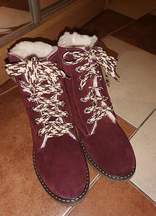 Замшевые ботинки на меху 39 размер цвет бордо