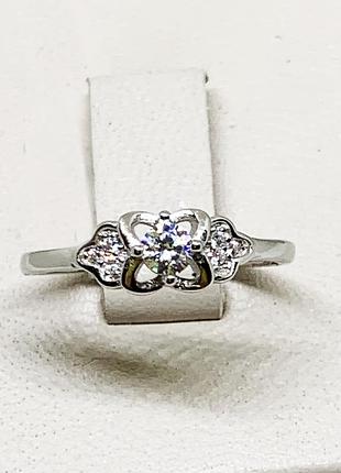 Кольцо серебряное с кубическим цирконием 16,5 1,24 г