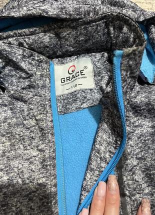 Курточка вітровка