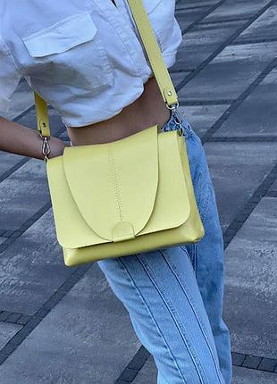 Сумка жіноча натуральна шкіра, жовта матова