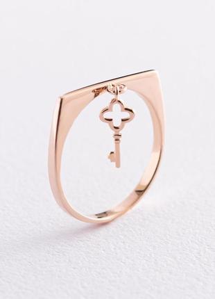 Кольцо "ключик" в красном золоте к06802