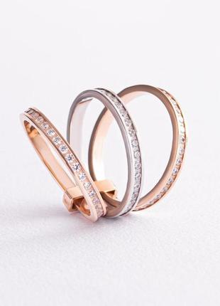 Золотое тройное кольцо с фианитами к026431 фото