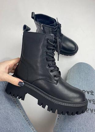 Зимові черевики
натуральна шкіра 476