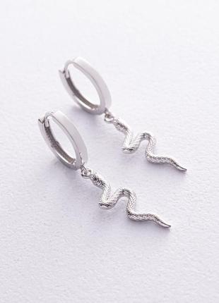 Серьги - кольца "змеи" в белом золоте с08023