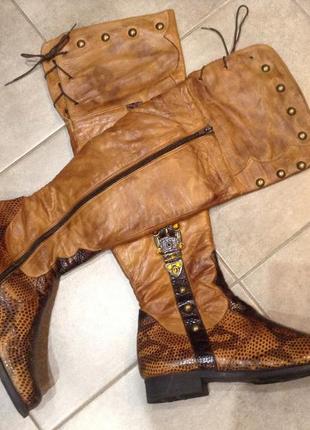 Очень модные кожаные и стильные сапоги ботфорты, длина по стельке 26 см