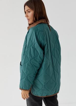 Жіноча демісезонна стьобана куртка з коміром2 фото