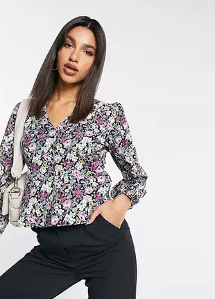 Vero moda дуже гарна легка натуральна блуза в квітковий принт на гудзиках4 фото