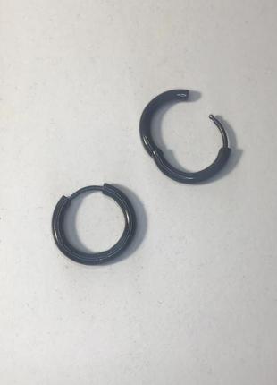 Сережки кільця чорні 12 мм діаметр медична сталь4 фото