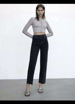 Джинси  36 s, xs zara чорні прямого крою базові