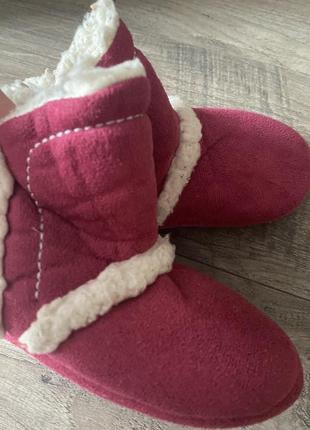 Теплі домашні капчики