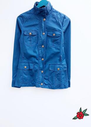 Красивая куртка джинсовая куртка очень красивого цвета s m