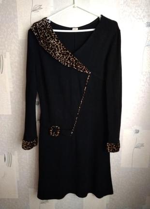 Класична тепла сукня з леопардовими вставками
