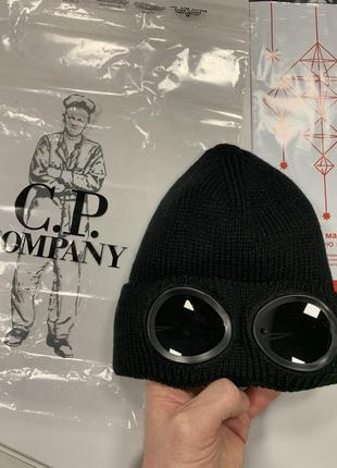 Шапка cp company черная теплая на меху зимняя женская мужская с очками