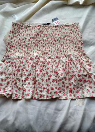 Мини-юбка с цветочным принтом primark