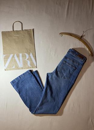 Жіночі модні джинси в стилі zara