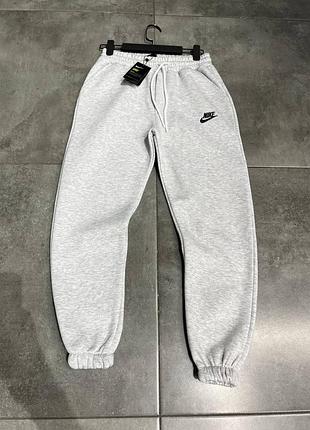 Спортивні штани nike на флісі