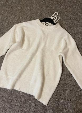 Теплий акриловий светр від zara