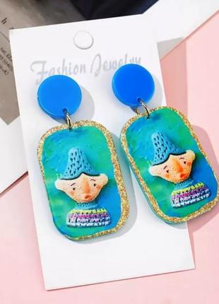 Стильні модні трендові авангардні яскраві ефектні сині сережки мультяшні кульчики