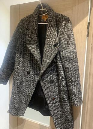 Вовняне пальто
