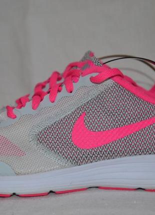 Nike 36р кросівки оригінал. 2016г.в.