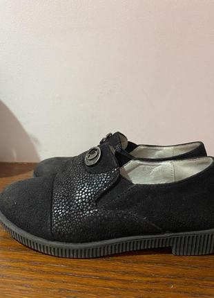 Туфельки в школу