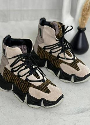 Эксклюзивные высокие кроссовки,ботиночки спортивные , на цигейке, турция,высокое качество.