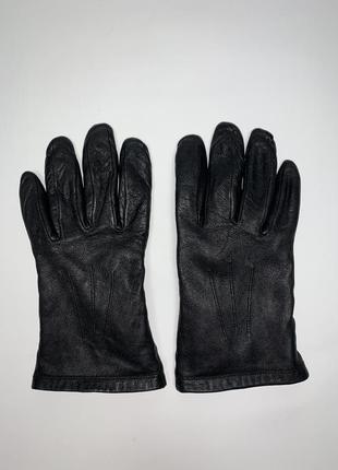 Женские кожаные перчатки на подкладке