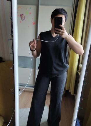 Вовняний жилет zara