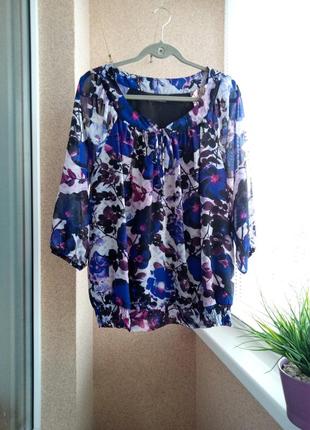 Супер красива блуза в квітковий принт2 фото