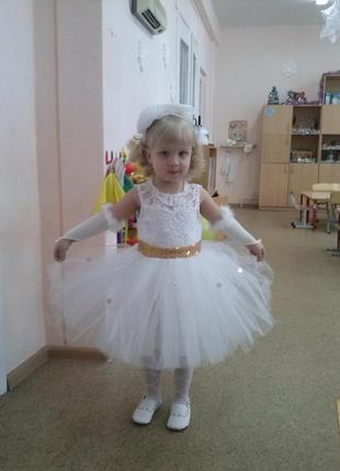 Детское нарядное платье снежинка