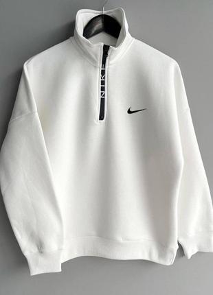 Світшот nike зі вшитим логотипом